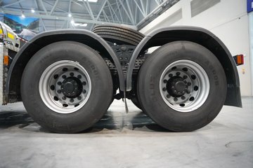 �������ó���������KL 6X4 ���ʽ���̻�϶���ǣ���� ΢��78.3kWhͼƬ