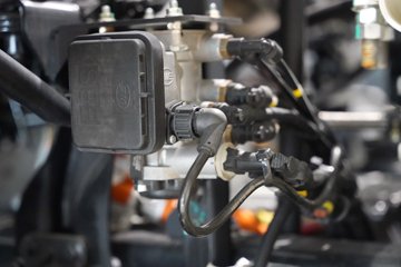 �������ó���������KL 6X4 ���ʽ���̻�϶���ǣ���� ΢��78.3kWhͼƬ