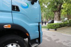 东风柳汽乘龙H7pro 12.5L LNG 480马力 6X4 法士特12档 牵引车