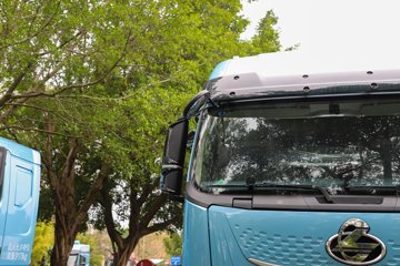 ������������H7pro 12.5L LNG 480���� 6X4 ��ʿ��12�� ǣ����ͼƬ