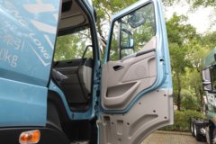 东风柳汽乘龙H7pro 12.5L LNG 480马力 6X4 法士特12档 牵引车