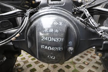 ������������H7pro 12.5L LNG 480���� 6X4 ��ʿ��12�� ǣ����ͼƬ