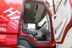 东风柳汽乘龙H7pro 陆航版 610马力 6X4 AMT自动档 牵引车