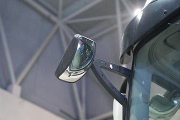 �������ó������콢KX ��ҫ�� 6X4 ��϶���ǣ���� ����ʱ��18.7kWhͼƬ