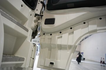 �������ó������콢KX ��ҫ�� 6X4 ��϶���ǣ���� ����ʱ��18.7kWhͼƬ