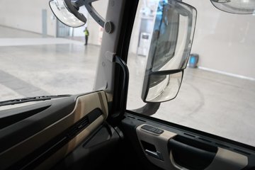 �������ó������콢KX ��ҫ�� 6X4 ��϶���ǣ���� ����ʱ��18.7kWhͼƬ