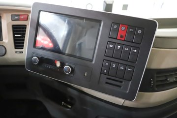 �������ó������콢KX ��ҫ�� 6X4 ��϶���ǣ���� ����ʱ��18.7kWhͼƬ