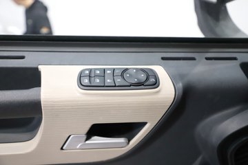 �������ó������콢KX ��ҫ�� 6X4 ��϶���ǣ���� ����ʱ��18.7kWhͼƬ