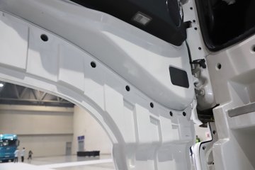 �������ó������콢KX ��ҫ�� 6X4 ��϶���ǣ���� ����ʱ��18.7kWhͼƬ