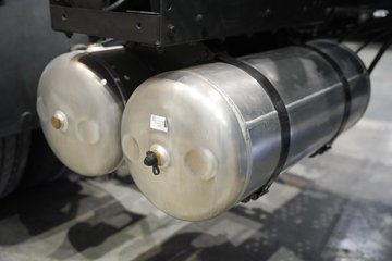 �������ó������콢KX ��ҫ�� 6X4 ��϶���ǣ���� ����ʱ��18.7kWhͼƬ