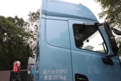 东风柳汽乘龙翼威5 6X4 纯电动牵引车 宁德时代400.61kWh