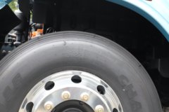 东风柳汽乘龙翼威5 6X4 纯电动牵引车 宁德时代400.61kWh