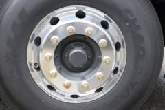 东风柳汽乘龙翼威5 6X4 纯电动牵引车 宁德时代400.61kWh