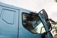 东风柳汽乘龙H5 6X4 纯电动牵引车 宁德时代466kWh