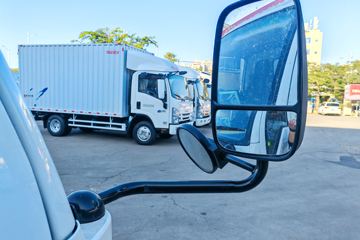 ���� ��ʮ��EV100����� խ�� Һɲ 3.8�׵��Ŵ��綯��ʽ΢�� ����ʱ��77.28kWhͼƬ