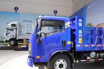 ����HOWO��ʿ 2.5L���� 185���� 4X2 ��ʿ��8�� 3.15�׵�����ж��ͼƬ