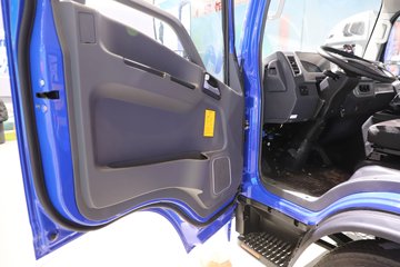 ����HOWO��ʿ 2.5L���� 185���� 4X2 ��ʿ��8�� 3.15�׵�����ж��ͼƬ