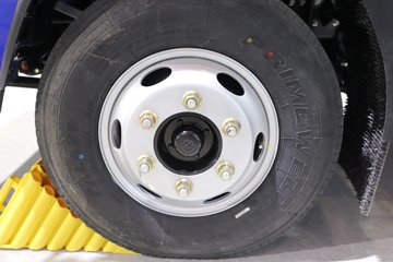 ����HOWO��ʿ 2.5L���� 185���� 4X2 ��ʿ��8�� 3.15�׵�����ж��ͼƬ