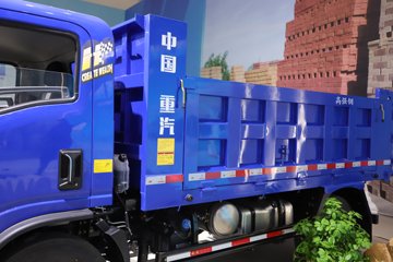 ����HOWO��ʿ 2.5L���� 185���� 4X2 ��ʿ��8�� 3.15�׵�����ж��ͼƬ