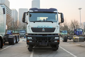 HOWO TX7&nbsp;混凝土搅拌车外观                                                图片