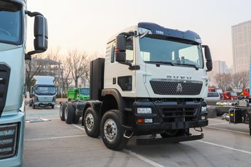 重汽豪沃(HOWO)TX 8X4 纯电动混凝土搅拌运输车 400.62kWh(青专牌)