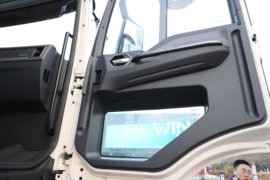 HOWO TX7&nbsp;混凝土搅拌车驾驶室                                               图片