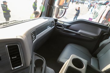 ����HOWO G5X Pro 4.9L���� 260���� 4X2 �й�����12�� 5.4�������ػ���ͼƬ