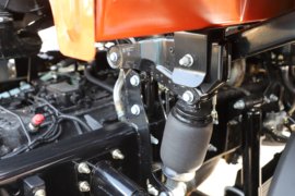 G5X&nbsp;载货车底盘                                                图片