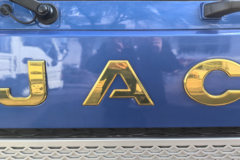 抢购在行动！上海骏铃A9载货车降价大放送，立降0.5万