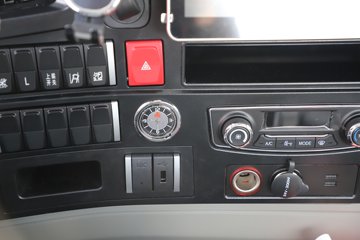 ����HOWOͳ˧T500 10.15�׵��Ŵ��綯�����ػ��� ����165.4kWhͼƬ