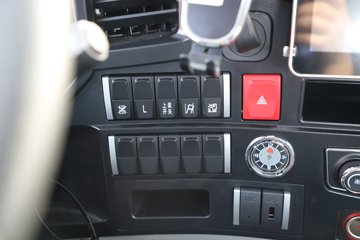 ����HOWOͳ˧T500 10.15�׵��Ŵ��綯�����ػ��� ����165.4kWhͼƬ