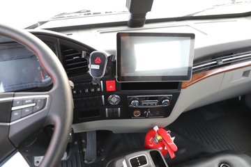 ����HOWOͳ˧T500 10.15�׵��Ŵ��綯�����ػ��� ����165.4kWhͼƬ