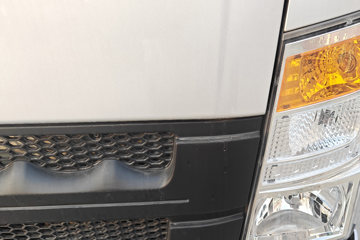 ����HOWO�Ῠ���� 2.3L���� 151���� ������8�� 4.15�׵��������ῨͼƬ