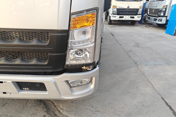 ����HOWO�Ῠ���� 2.3L���� 151���� ������8�� 4.15�׵��������ῨͼƬ