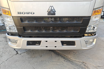 ����HOWO�Ῠ���� 2.3L���� 151���� ������8�� 4.15�׵��������ῨͼƬ