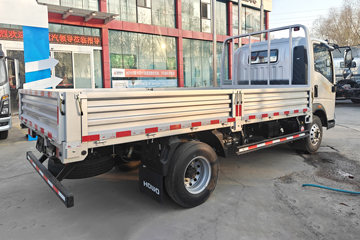 ����HOWO�Ῠ���� 2.3L���� 151���� ������8�� 4.15�׵��������ῨͼƬ