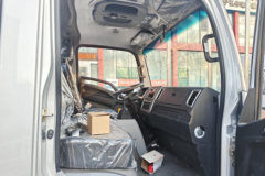 重汽HOWO轻卡悍将 2.3L柴油 151马力 万里扬8档 4.15米单排栏板轻卡