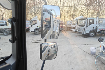 ����HOWO�Ῠ���� 2.3L���� 151���� ������8�� 4.15�׵��������ῨͼƬ