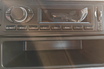 ����HOWO�Ῠ���� 2.3L���� 151���� ������8�� 4.15�׵��������ῨͼƬ