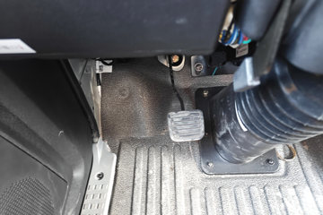 ����HOWO�Ῠ���� 2.3L���� 151���� ������8�� 4.15�׵��������ῨͼƬ