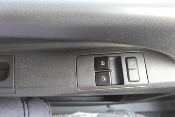 ����HOWO�Ῠ���� 2.3L���� 151���� ������8�� 4.15�׵��������ῨͼƬ