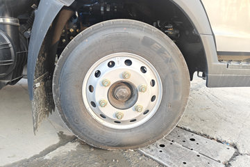 ����HOWO�Ῠ���� 2.3L���� 151���� ������8�� 4.15�׵��������ῨͼƬ