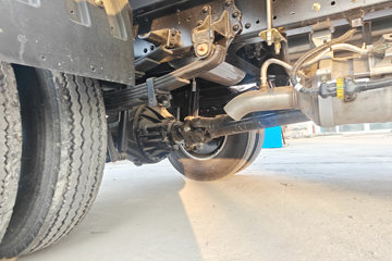 ����HOWO�Ῠ���� 2.3L���� 151���� ������8�� 4.15�׵��������ῨͼƬ