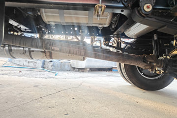 ����HOWO�Ῠ���� 2.3L���� 151���� ������8�� 4.15�׵��������ῨͼƬ