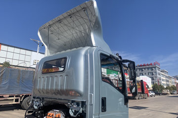 ����HOWO���� 4.15�׵��Ŵ��綯��դʽ�Ῠ ����150.83kWhͼƬ