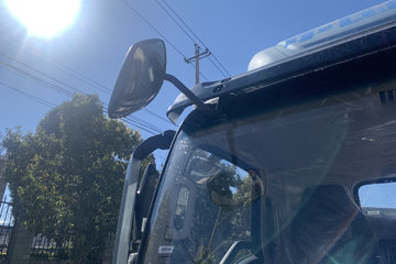 ����HOWO���� 4.15�׵��Ŵ��綯��դʽ�Ῠ ����150.83kWhͼƬ