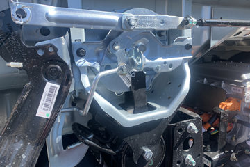 ����HOWO���� 4.15�׵��Ŵ��綯��դʽ�Ῠ ����150.83kWhͼƬ