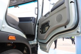 统帅PRO&nbsp;电动载货车驾驶室图片