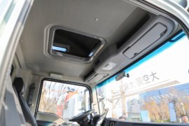 统帅PRO&nbsp;电动载货车驾驶室图片