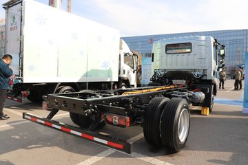 悍将PRO&nbsp;电动载货车外观图片